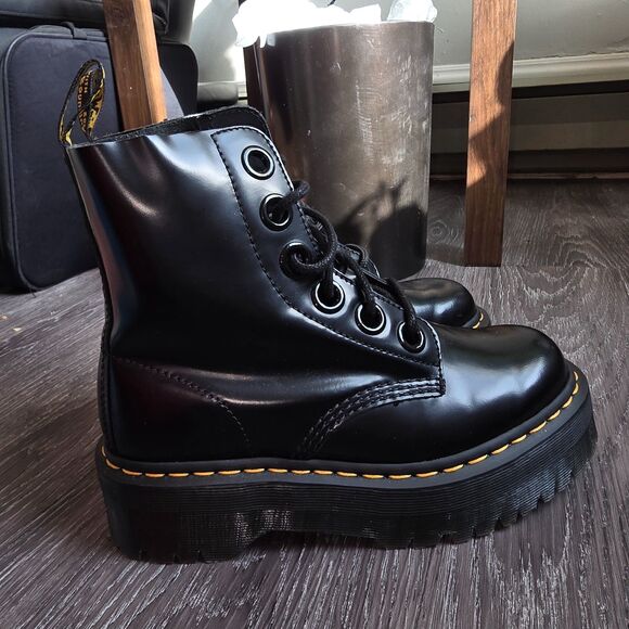 Dr. Martens Molly Platform Combat Boots Leather Women's Size 8 Y2K 90s Gloss - Picture 2 of 14